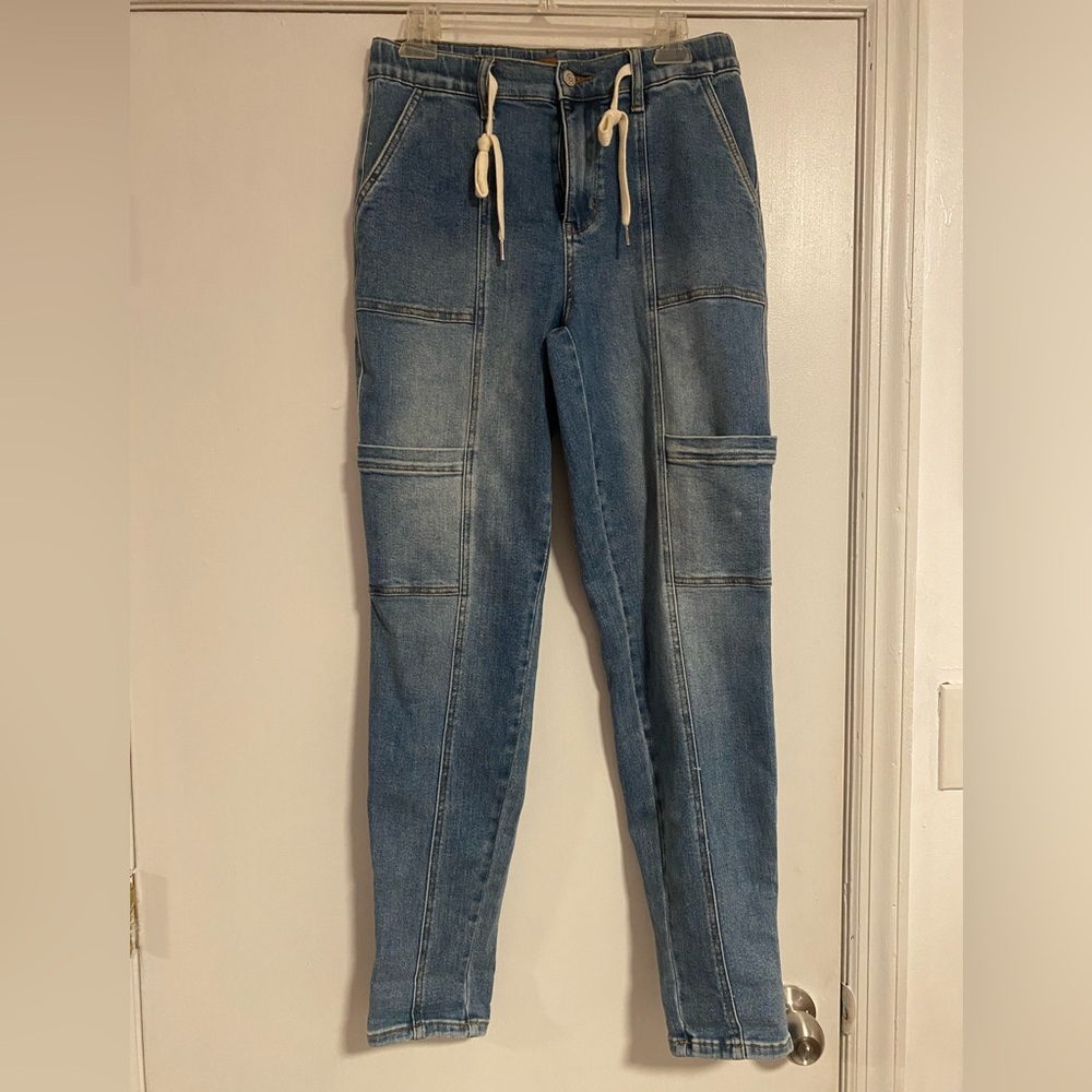 NWOT! Judy Blue High Waist Cargo Cuff Denim Jogger - Size 7(28) - Picture 3 of 11